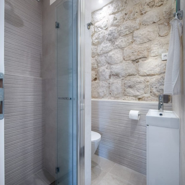 Bathroom / WC, Villa Zdenka, Villa Zdenka Vis