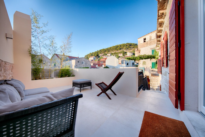 Peace, the Sea, and Sunsets Within Easy Reach, Villa Zdenka Vis