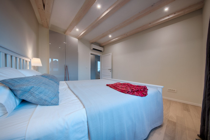 Villa Zdenka, Villa Zdenka Vis