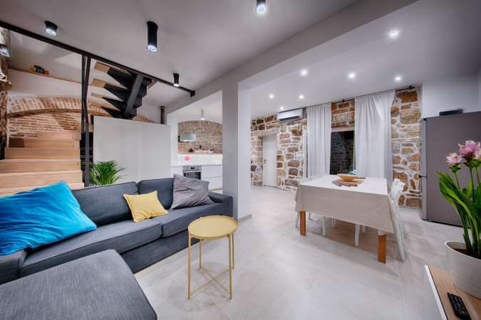 Villa Zdenka, Villa Zdenka Vis