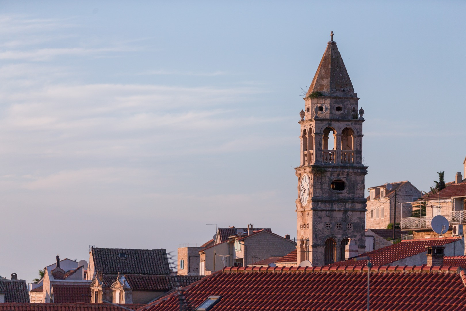 Villa Zdenka Apartments - Stone house in Kut on Vis, a 2-minute walk to the sea, with views of the Bay of Vis., Villa Zdenka Vis